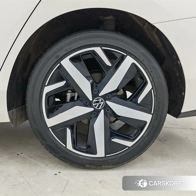 Volkswagen Lingdu 2022 Белый из Китая, фото 2