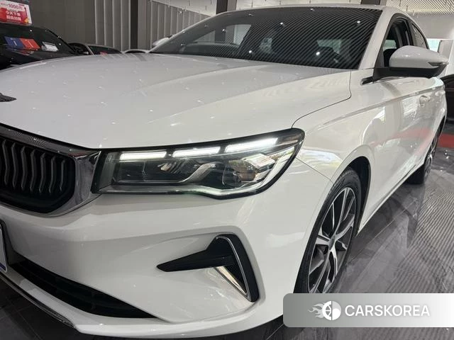 Geely Automobile Emgrand 2022 Белый из Китая, фото 2