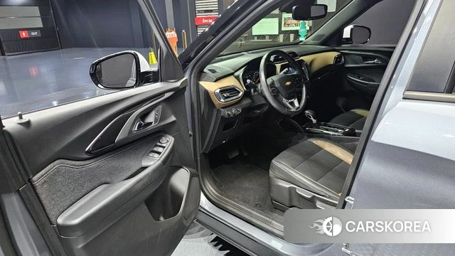 Chevrolet (GM Daewoo) Trailblazer 2020 Серый из Кореи, фото 2