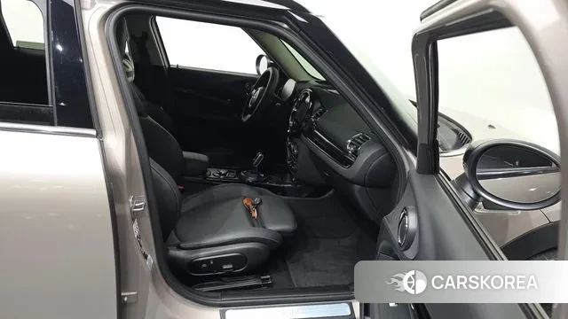 Mini Cooper Clubman 2022 Песочный из Кореи, фото 2