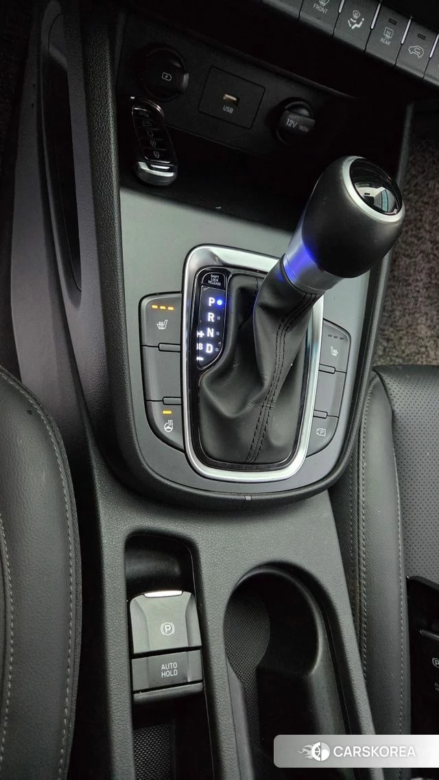 Hyundai The New Kona 2022 Серебристо-серый из Кореи, фото 2