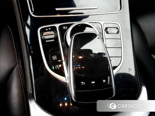 Mercedes-Benz GLC-Class X253 2018 Черный из Кореи, фото 2