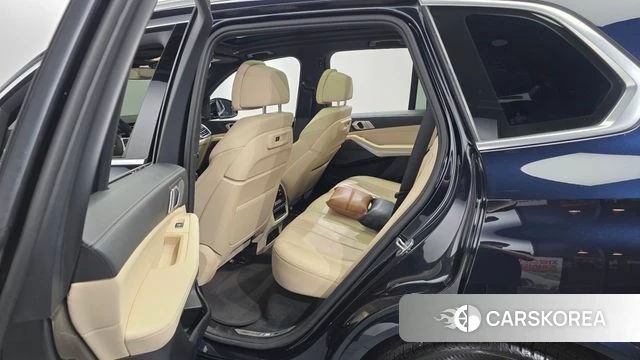 BMW X5 (G05) 2021 Черный из Кореи, фото 2