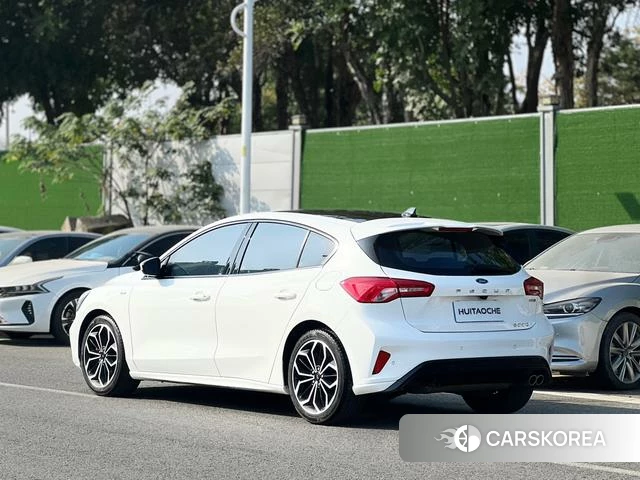 Ford Fox 2021 Белый из Китая, фото 2