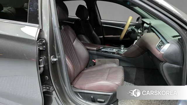 Genesis The New G70 2023 Серый из Кореи, фото 2