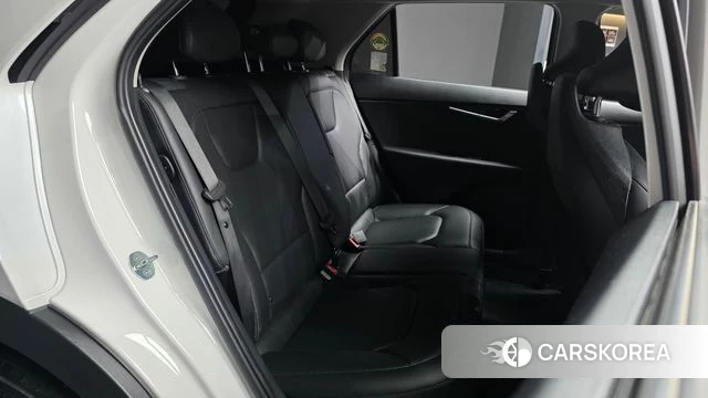 Kia Di Ol Nu Niro 2022 Белый из Кореи, фото 2