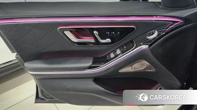 Mercedes-Benz S-Class W223 2023 Черный из Кореи, фото 2