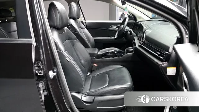 Kia Sportage 5th Generation Hybrid 2022 Черный из Кореи, фото 2