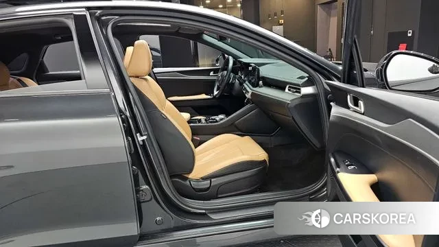 Kia K5 3rd generation 2021 Серый из Кореи, фото 2