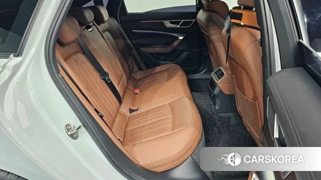 Audi A6 (C8) 2021 Белый из Кореи, фото 2