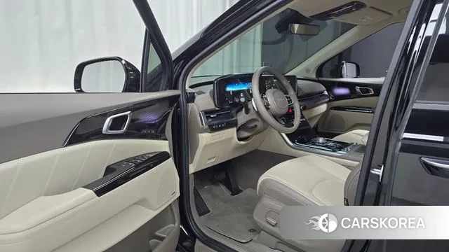 Kia Carnival 4th generation 2023 Черный из Кореи, фото 2