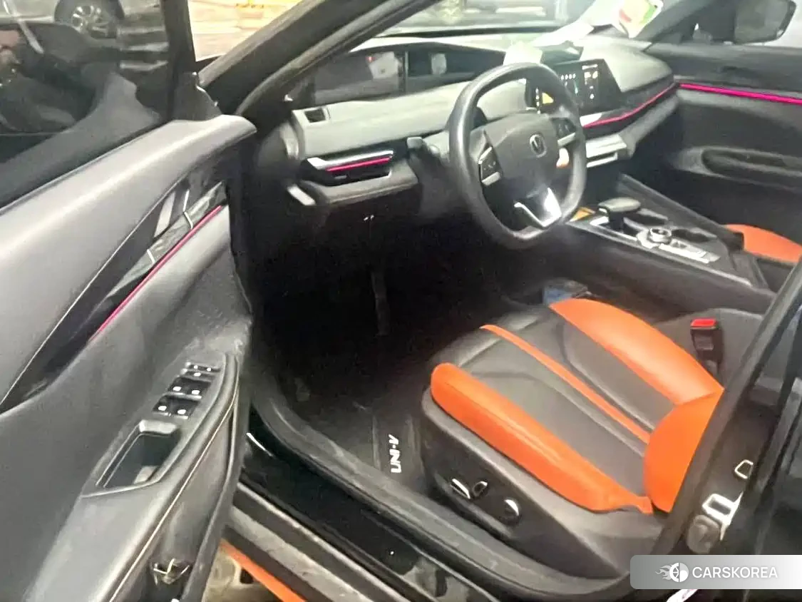 Chang'an Changan UNI-V 2025 Черный из Китая, фото 2