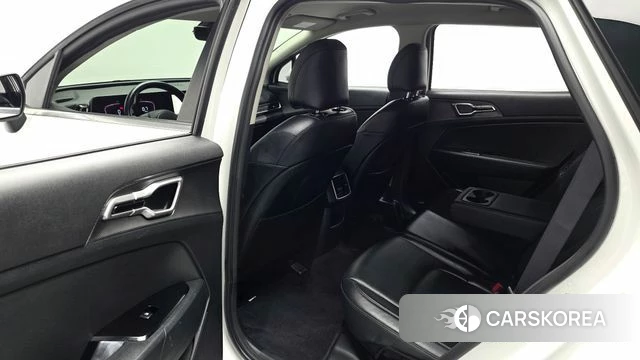Kia Sportage 5th Generation 2022 Белый из Кореи, фото 2