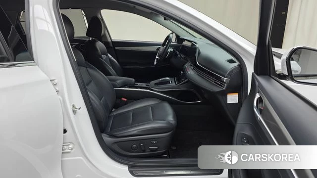 Hyundai The New Grandeur IG Hybrid 2022 Белый из Кореи, фото 2