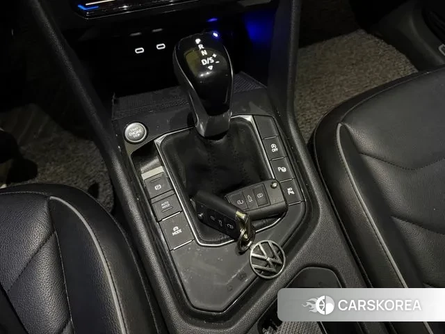 Volkswagen Tiguan second Generation 2021 Серый из Кореи, фото 2