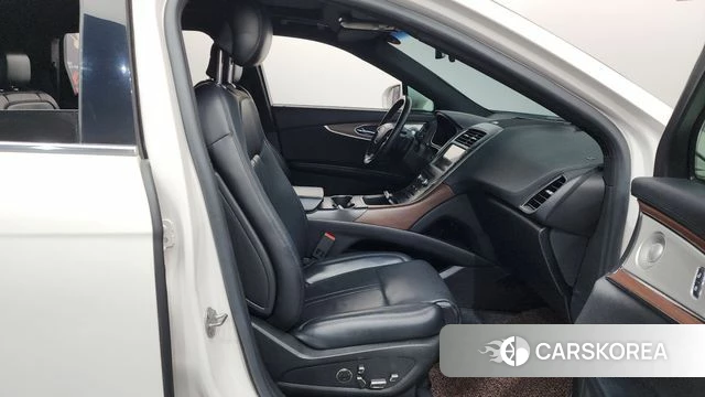 Lincoln Nautilus First generation 2019 Белый из Кореи, фото 2