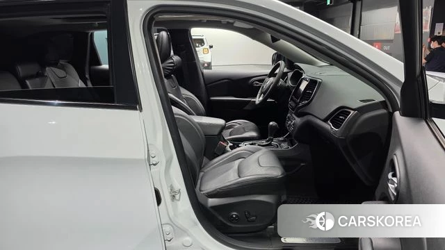 Jeep Cherokee (KL) 2021 Белый из Кореи, фото 2