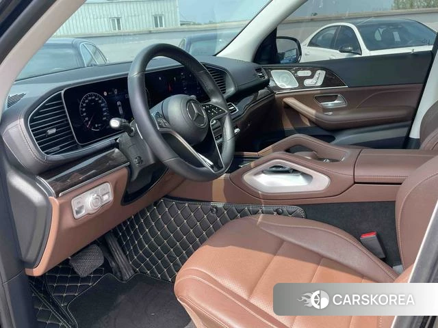 Mercedes-Benz GLE (import) 2024 Черный из Китая, фото 2