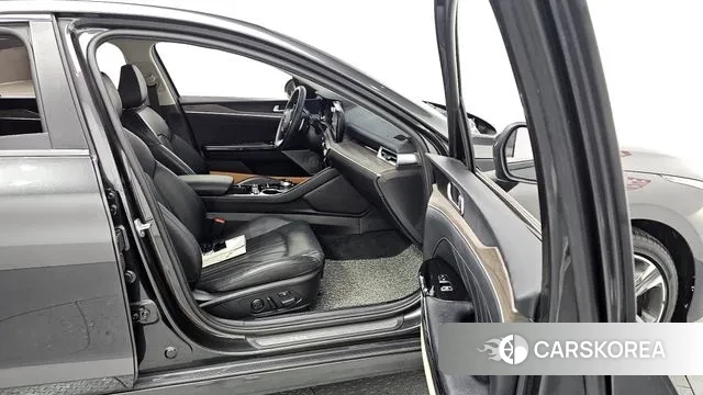 Kia K5 3rd generation 2021 Серый из Кореи, фото 2