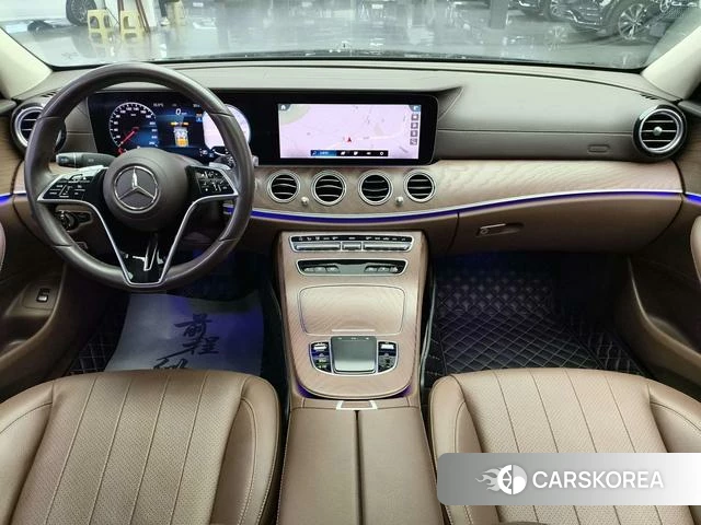 Mercedes-Benz E-class 2023 Черный из Китая, фото 2
