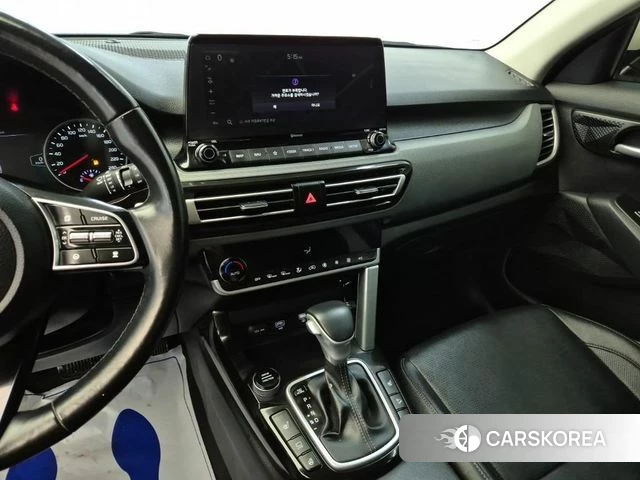 Kia Seltos 2022 Белый из Кореи, фото 2