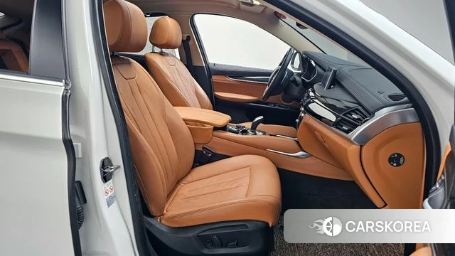BMW X6 (F16) 2018 Белый из Кореи, фото 2