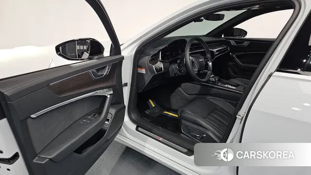 Audi A6 (C8) 2025 Белый из Кореи, фото 2