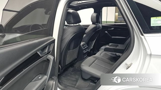 Audi Q5 (FY) 2022 Белый из Кореи, фото 2