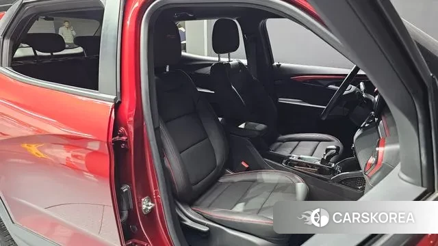 Chevrolet (GM Daewoo) The New Trail Blazer 2023 Красный из Кореи, фото 2