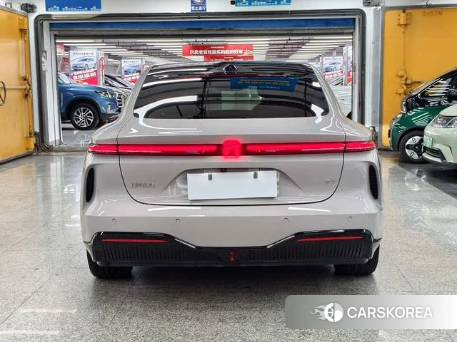 Feifan Automobile Feifan F7 2023 Белый из Китая, фото 2