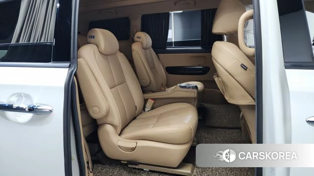 Kia The New Carnival 2019 Белый из Кореи, фото 2