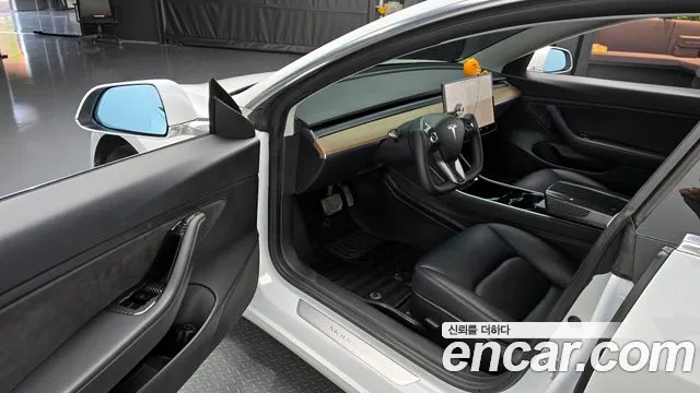 Tesla Model 3 2020 Белый из Кореи, фото 2