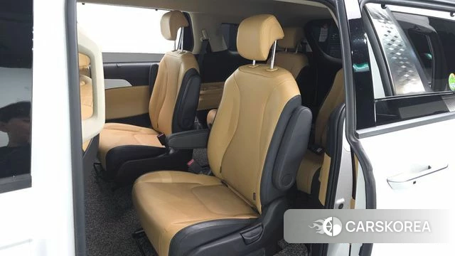 Kia Carnival 4th generation 2022 Белый из Кореи, фото 2