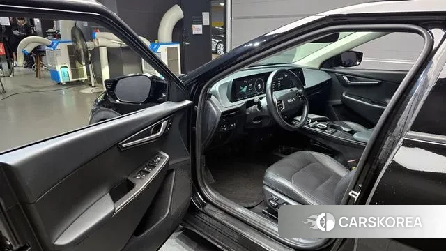 Kia EV6 2022 Черный из Кореи, фото 2