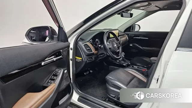 Kia Seltos 2019 Белый двухцветный из Кореи, фото 2