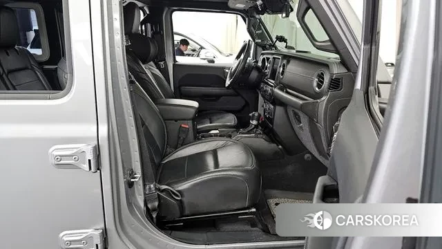 Jeep Wrangler (JL) 2019 Серебряный из Кореи, фото 2