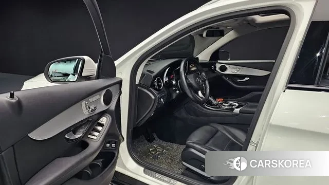 Mercedes-Benz GLC-Class X253 2019 Белый из Кореи, фото 2