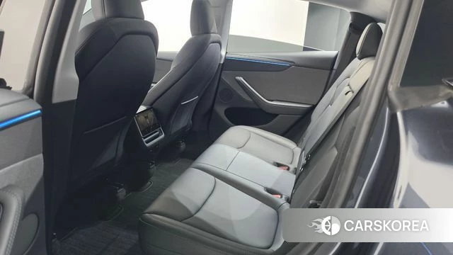 Tesla Model Y 2025 Серый из Кореи, фото 2