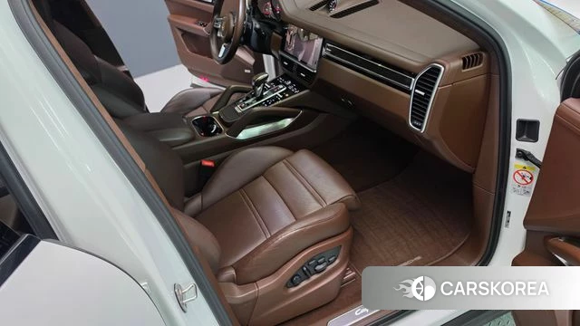 Porsche Cayenne (PO536) 2023 Белый из Кореи, фото 2
