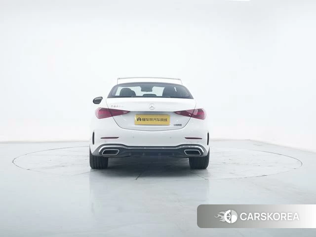 Mercedes-Benz Class C 2024 Белый из Китая, фото 2