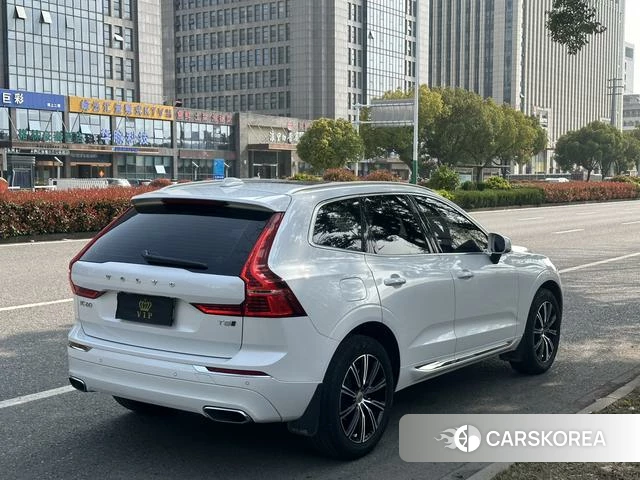 Volvo XC60 2020 Белый из Китая, фото 2