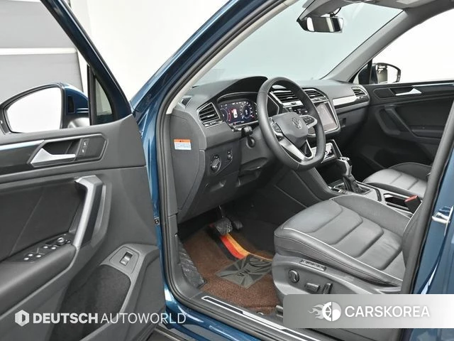 Volkswagen Tiguan second Generation 2024 Синий из Кореи, фото 2