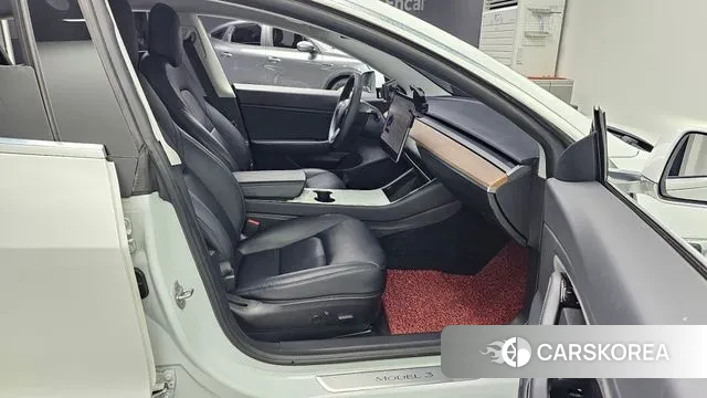 Tesla Model 3 2020 Белый из Кореи, фото 2