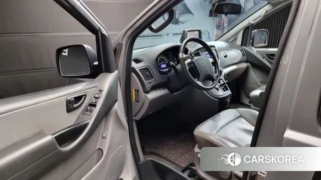 Hyundai The New Grand Starex 2018 Серебряный из Кореи, фото 2