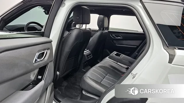 Land Rover Range Rover Velar 2023 Белый из Кореи, фото 2