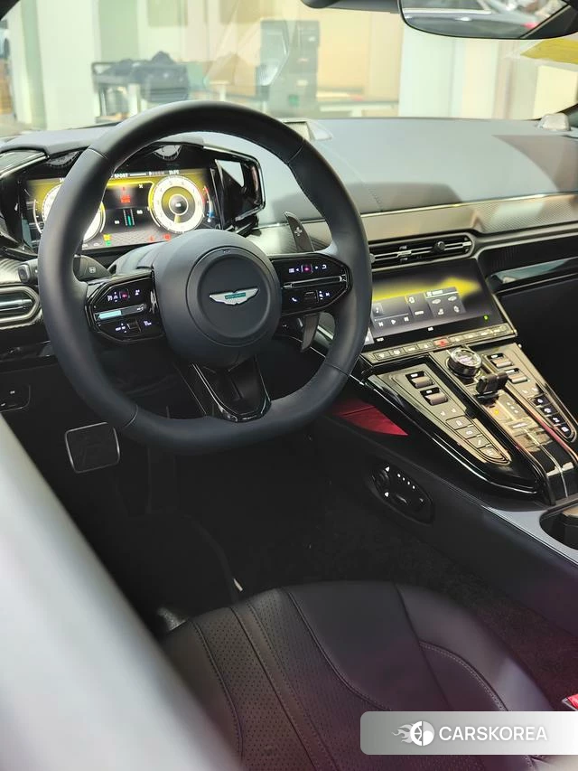 Aston Martin Vantage 2024 Фиолетовый из Китая, фото 2