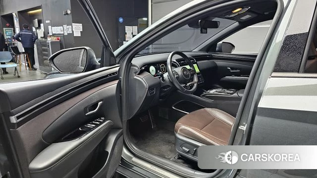 Hyundai Tucson (NX4) 2022 Темно-зеленый из Кореи, фото 2