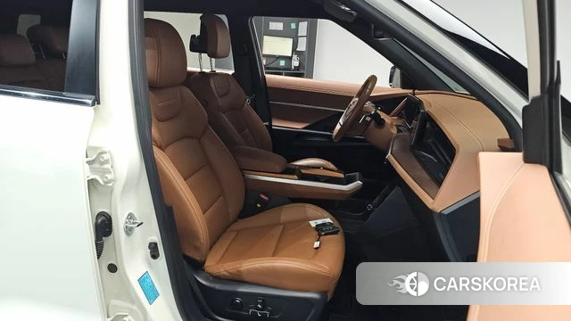 Ssangyong Torres EVX 2024 Белый из Кореи, фото 2