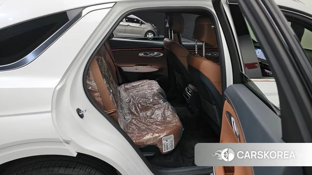 Genesis GV70 2026 Белый из Кореи, фото 2
