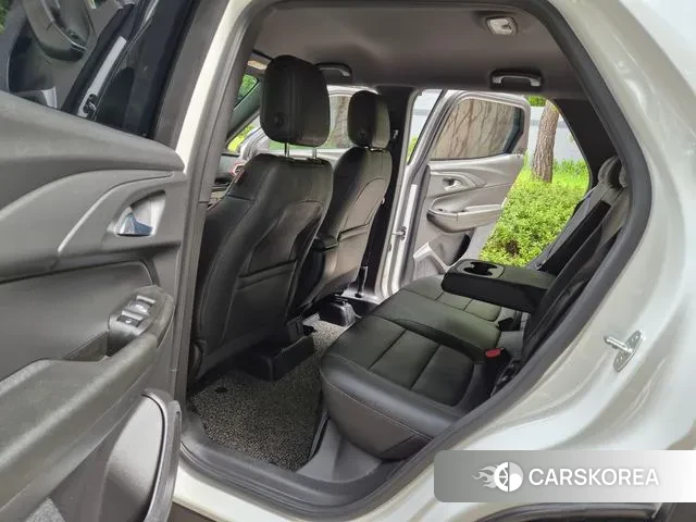 Chevrolet (GM Daewoo) Trailblazer 2021 Белый из Кореи, фото 2